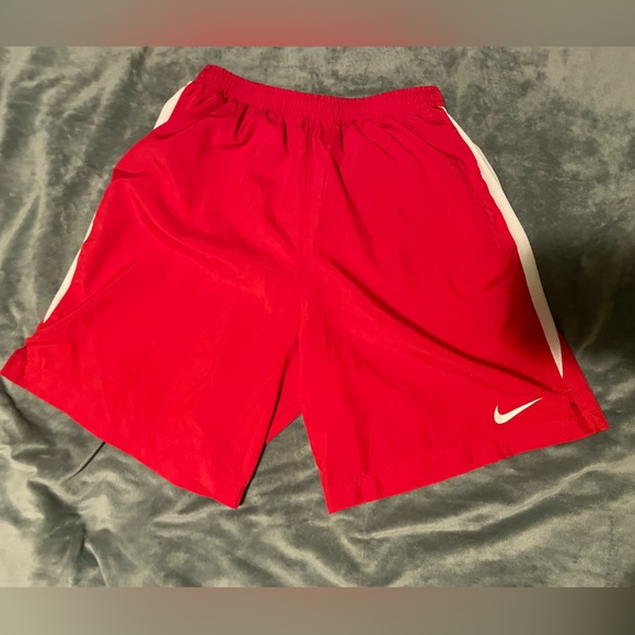 Nike Running Shorts - Picture 1 of 3